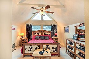 A-frame Ruidoso Retreat w/ Deck, Grill & Views!