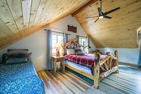 Spacious & Quiet Pagosa Springs Cabin w/ Deck!