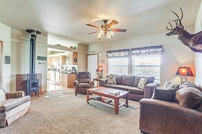 Cozy Ski Cabin w/ Deck Near Taos Ski Valley!