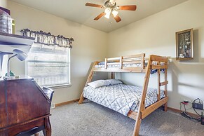 Cozy Ski Cabin w/ Deck Near Taos Ski Valley!