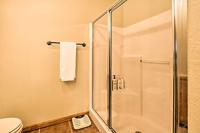 Cozy Ski Cabin w/ Deck Near Taos Ski Valley!