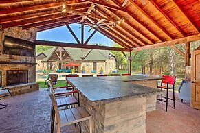 14-acre Terrell Ranch Escape w/ Pool & Fire Pit!