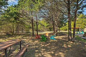14-acre Terrell Ranch Escape w/ Pool & Fire Pit!