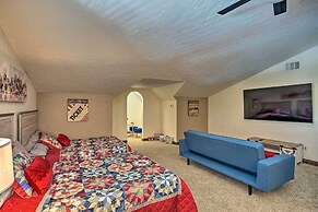 14-acre Terrell Ranch Escape w/ Pool & Fire Pit!