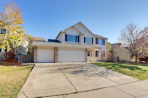 Spacious Thornton Home: 15 Mi to Downtown Denver!