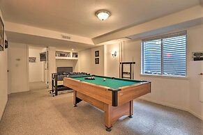 Spacious Thornton Home: 15 Mi to Downtown Denver!