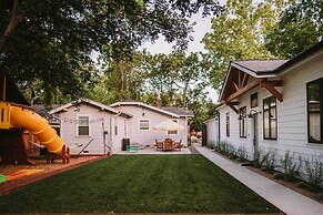 Sacramento Guest House w/ Patio ~ 5 Mi to Downtown