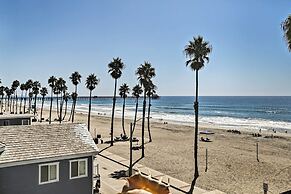 Beachfront Oceanside Condo w/ Pool & Hot Tub!