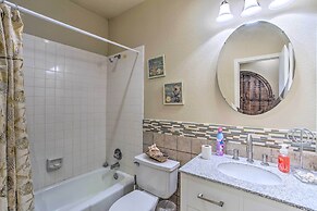 Resort Condo in Pottsboro w/ Lake Texoma Access!