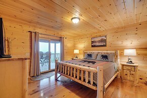 Private Hot Tub: Gatlinburg Cabin in the Clouds