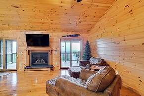 Private Hot Tub: Gatlinburg Cabin in the Clouds