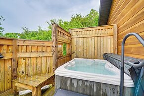 Private Hot Tub: Gatlinburg Cabin in the Clouds