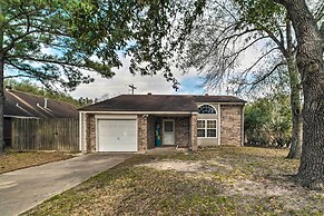 Bright College Station Abode: 3 Mi to Kyle Field