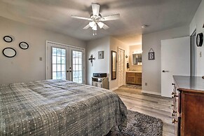 Bright College Station Abode: 3 Mi to Kyle Field