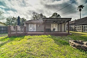 Bright College Station Abode: 3 Mi to Kyle Field