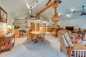 Soldotna Fishing Lodges w/ Dock on Kenai River!