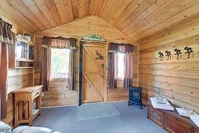 Soldotna Fishing Lodges w/ Dock on Kenai River!