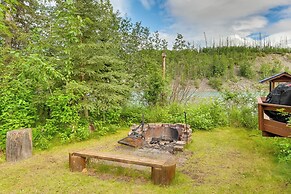 Soldotna Fishing Lodges w/ Dock on Kenai River!