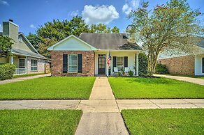 Baton Rouge Game Day House w/ Chic Yard Space
