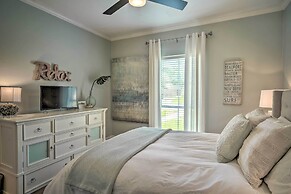 Baton Rouge Game Day House w/ Chic Yard Space