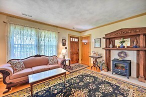 Family Getaway w/ Pier on Currituck Sound