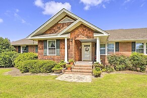 Family Getaway w/ Pier on Currituck Sound