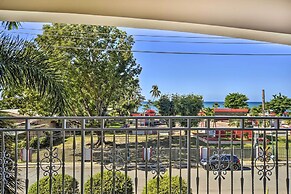 Breezy Condo w/ Ocean View Balcony: Walk to Beach!
