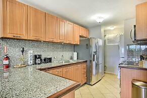 Breezy Condo w/ Ocean View Balcony: Walk to Beach!