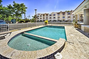 Breezy Condo w/ Ocean View Balcony: Walk to Beach!