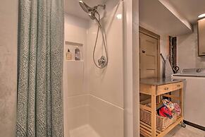 Lakefront Poconos Retreat w/ Hot Tub, Near Hiking!