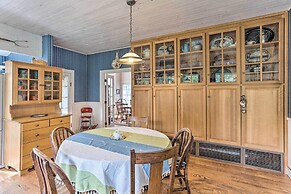 Charming Historic Retreat Near Poverty Bay!