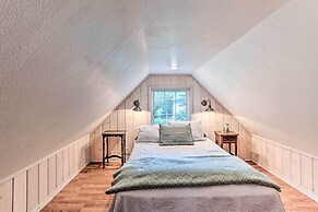 Charming Historic Retreat Near Poverty Bay!