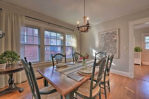 Vintage Chic Cottage < 1 Mile to UNC Greensboro!