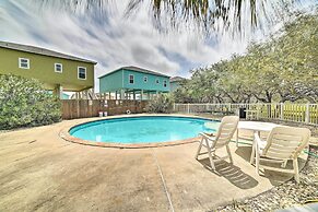 1 Mi to Marina: Cozy Angler's Cottage in Rockport