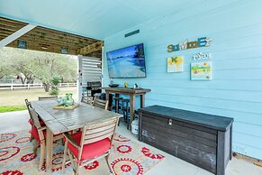 1 Mi to Marina: Cozy Angler's Cottage in Rockport