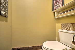 Modern Eagle Crest Escape w/ Patio & 2 Balconies!