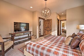 Modern Eagle Crest Escape w/ Patio & 2 Balconies!