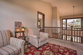 Modern Eagle Crest Escape w/ Patio & 2 Balconies!