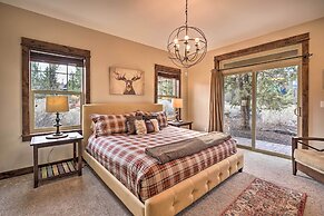 Modern Eagle Crest Escape w/ Patio & 2 Balconies!