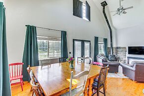 Massive Cabin w/ Game Room, 1 Mi to Bear Lake