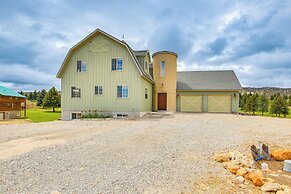 Massive Cabin w/ Game Room, 1 Mi to Bear Lake