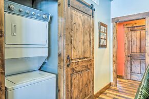 2 Blocks To Grand Lake: Updated Western Cabin!