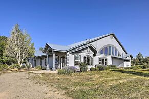 Flawless Durango Home w/ Theater + Pool Table