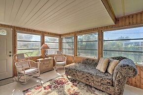 Charming Port Charlotte Home w/ Lanai & Pool!