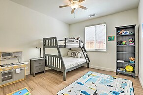 12 Mi to Riverwalk District: Quiet Reno Retreat