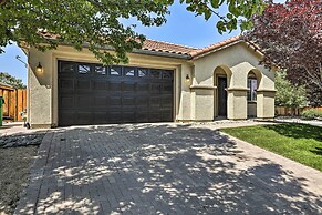 12 Mi to Riverwalk District: Quiet Reno Retreat