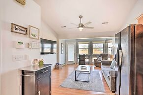 Quaint Couple's Escape: Pool, Near Lake Erie!