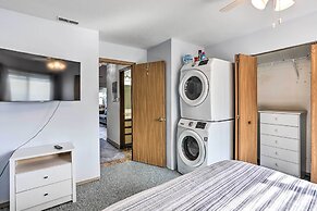 Quaint Couple's Escape: Pool, Near Lake Erie!