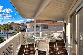 < 1 Mi to Ocean: North Myrtle Beach Condo