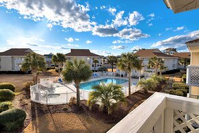 < 1 Mi to Ocean: North Myrtle Beach Condo